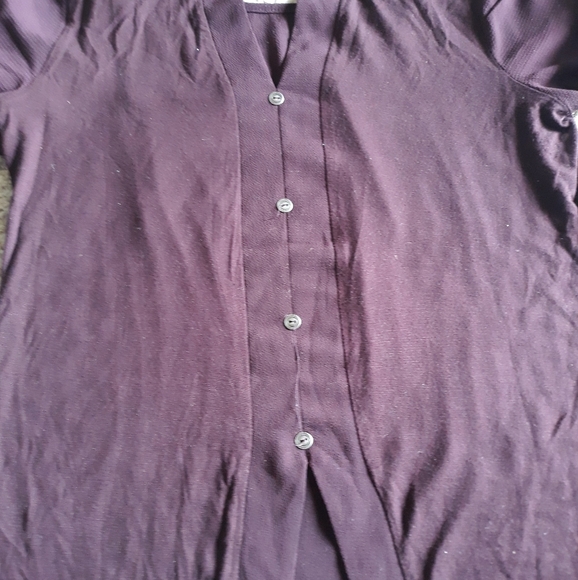 Lightweight blouse - Picture 2 of 3